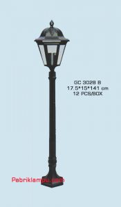 Lampu hias taman model tunggal GC 3028 B pendek